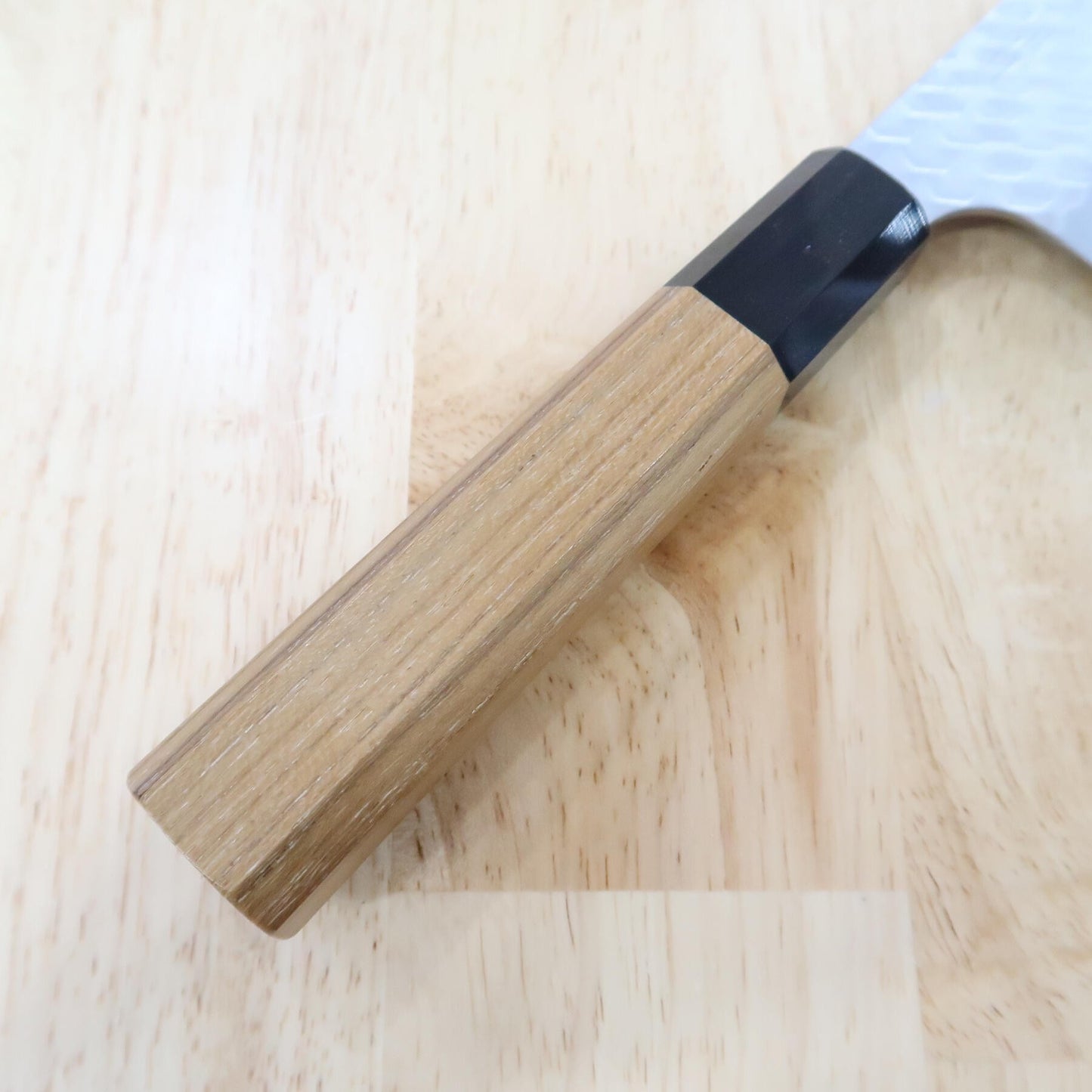 二唐刃物鍛造所 NIGARA SG2 磨き槌目 菜切 チーク八角柄 (180mm)