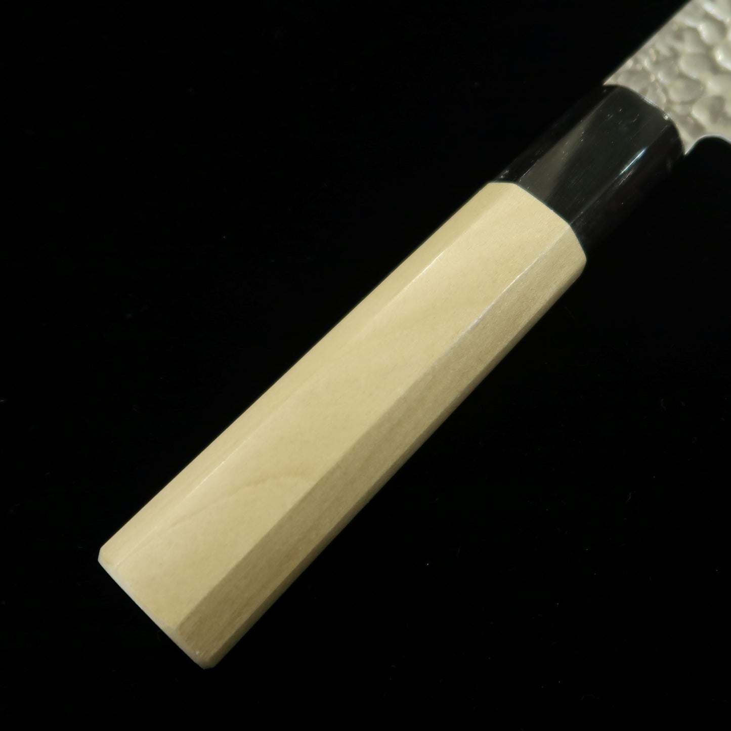 Nakiri MIURA aço inoxidável molibdênio Acabamento damasco martelado (160mm)