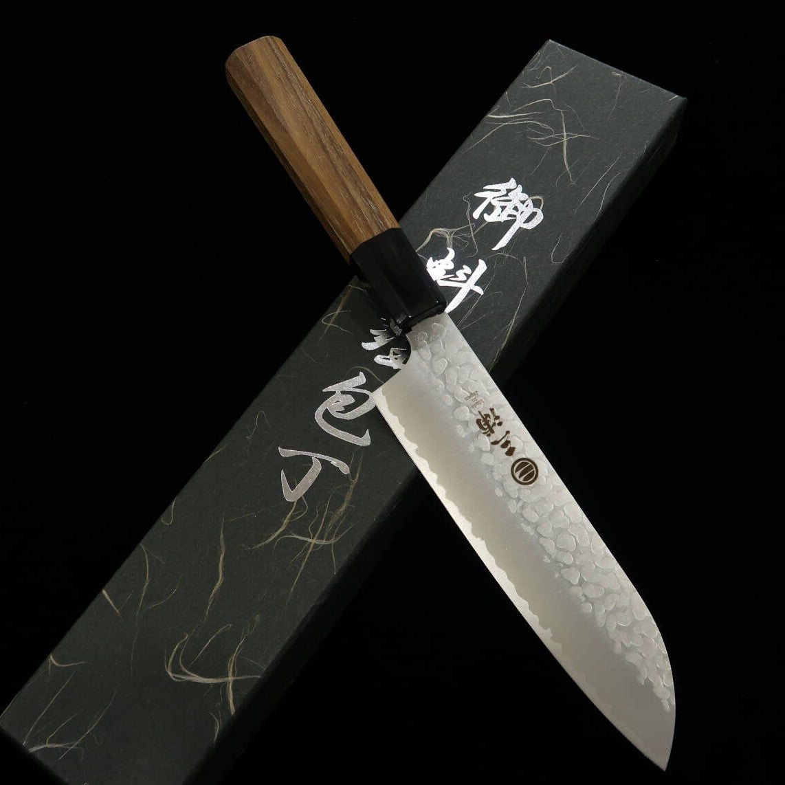 MIURA Santoku VG-10 martelé Manche en teck (165 mm)