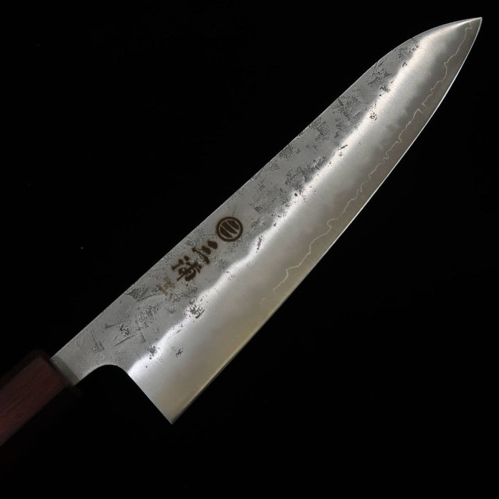 Gyuto MIURA SLD, acabado Nashiji, mango octogonal de roble (210mm)