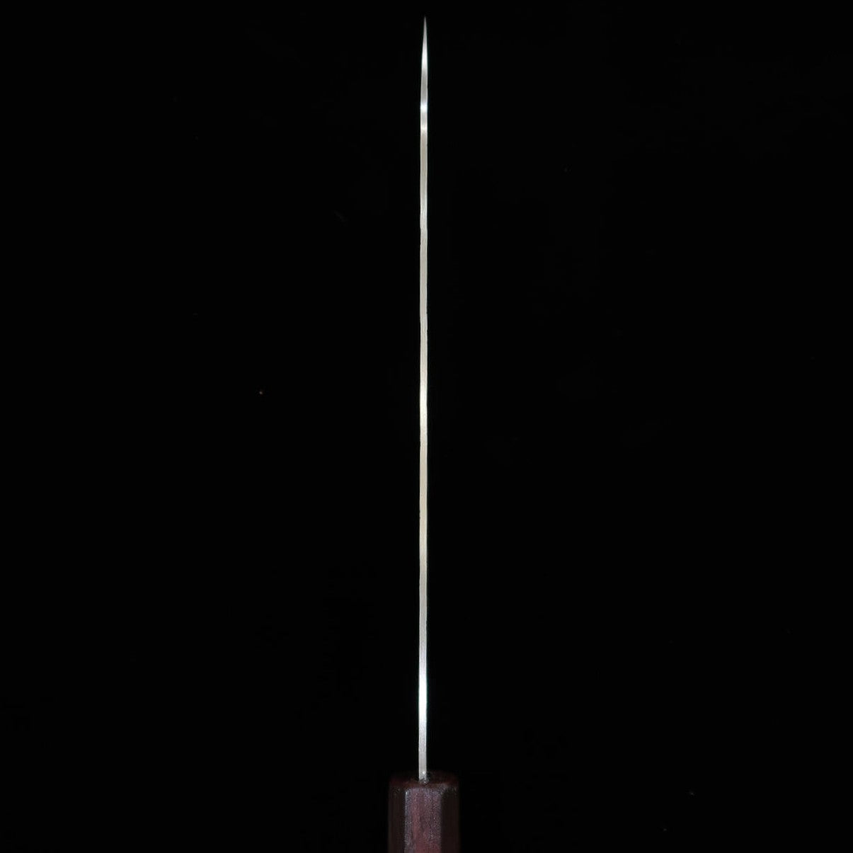 Gyuto MIURA SLD, acabado Nashiji, mango octogonal de roble (210mm)