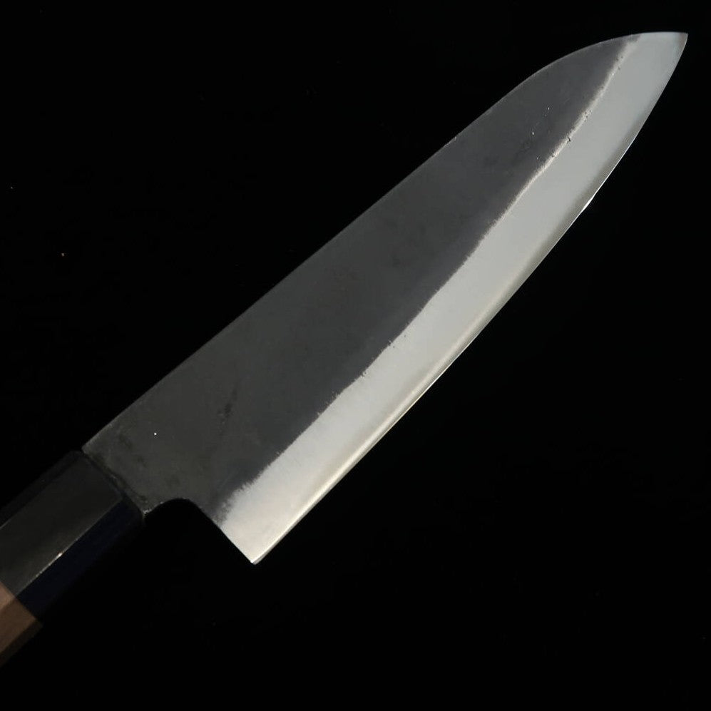 MIURA Gyuto Aogami Nº1, acabamento kuro-uchi, cabo octogonal de nogueira (210mm)