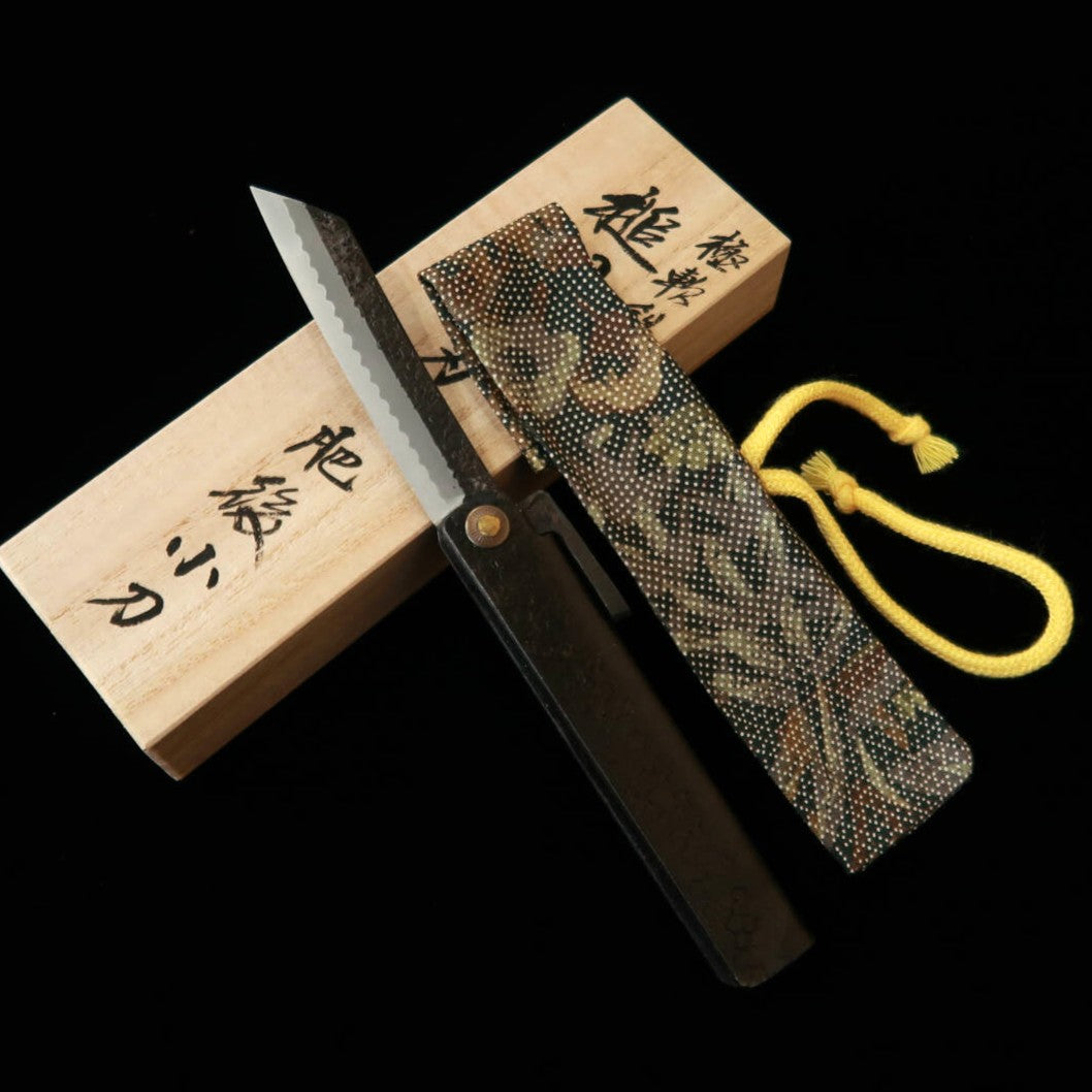 冨田作 肥後小刀 極軟鉄鍛造 特大ナイフ型 黒打ち 鎚目 桐箱・収納袋付き (90mm)