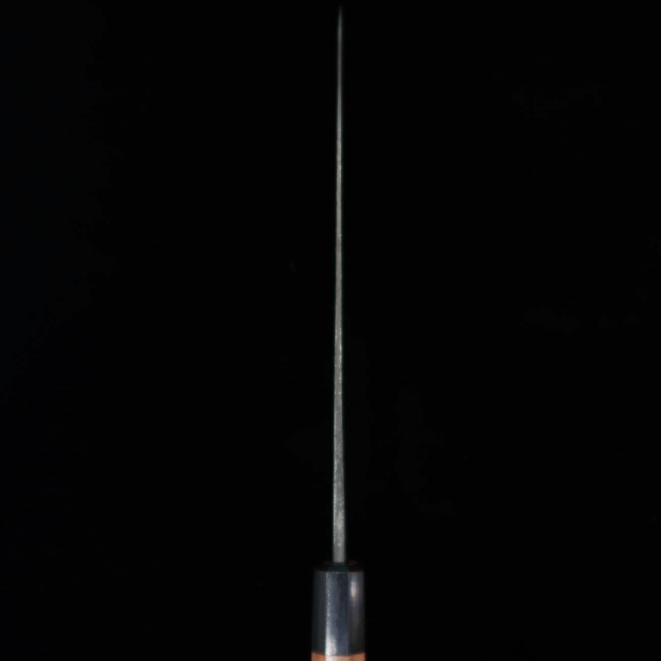 Gyuto MIURA by Shindo Aogami #2 acabado negro, mango octogonal de nogal (240/270 mm)