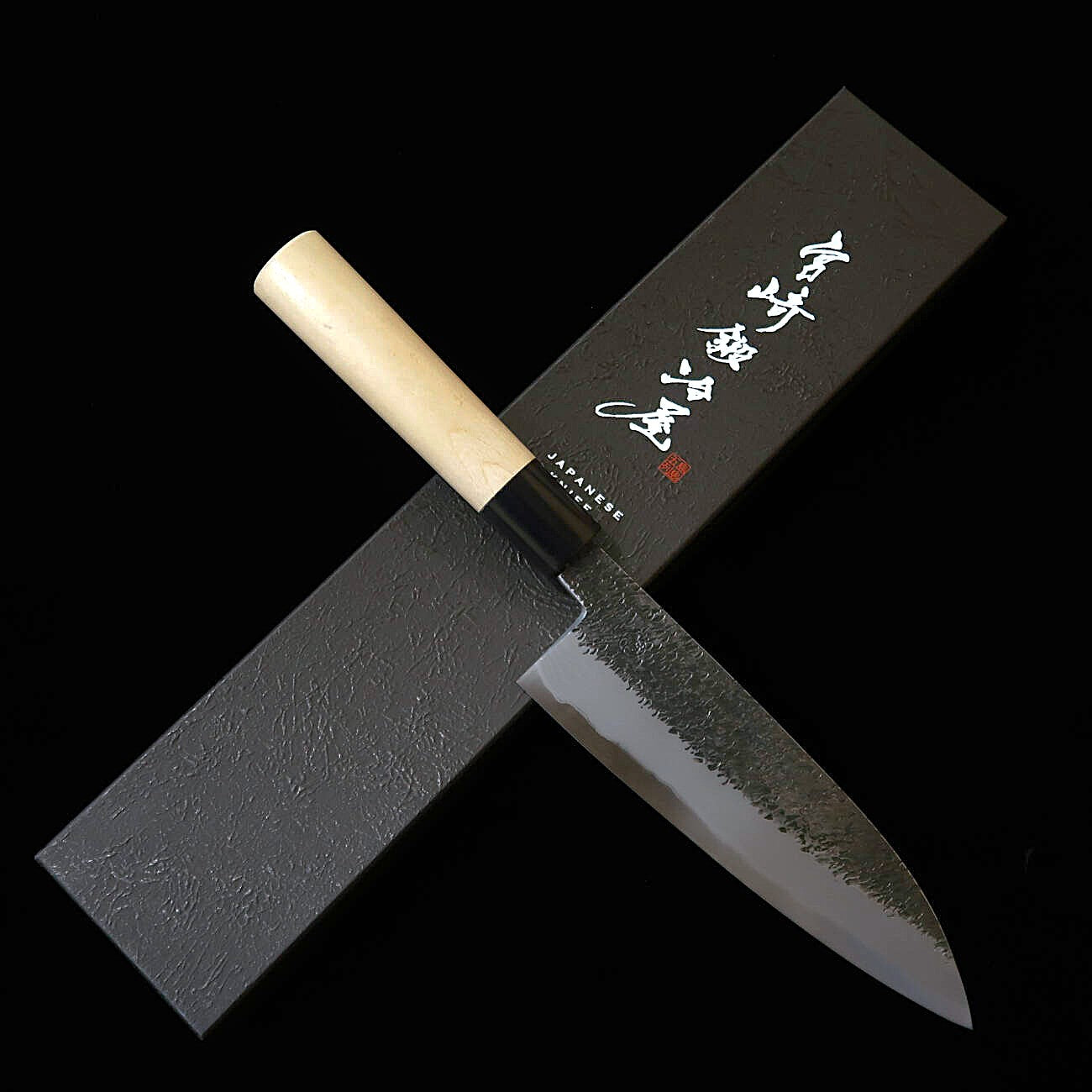Gyuto MIYAZAKI KAJIYA Tsubaki, Aogami no.2, acabado martillado, mango octagonal de madera de castaño (200mm)
