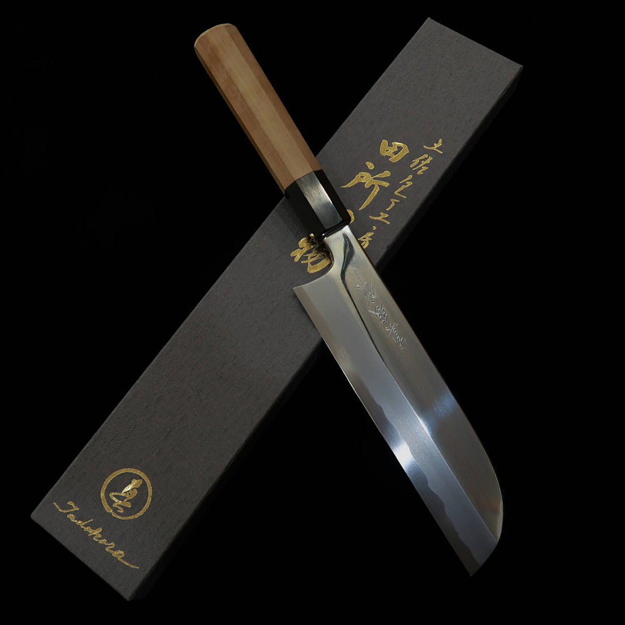 TADOKORO HAMONO Makoto-made mirror-finished Shirogami No. 2 sickle shaped Usuba and octagonal magnolia handle (195mm)
