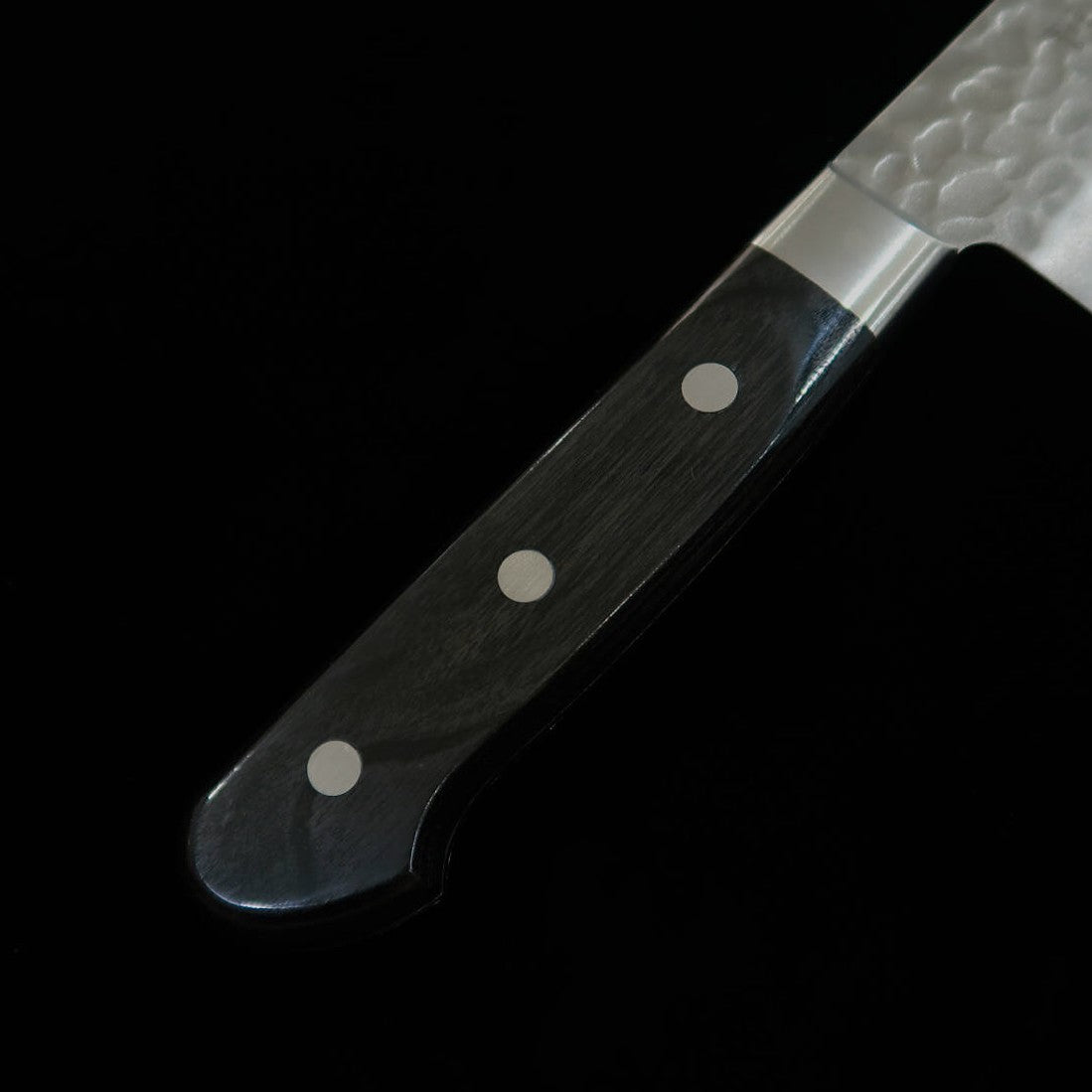 MIURA Miura Cuchillo de chef AUS8 Martillado Mango de composite negro (270 mm)