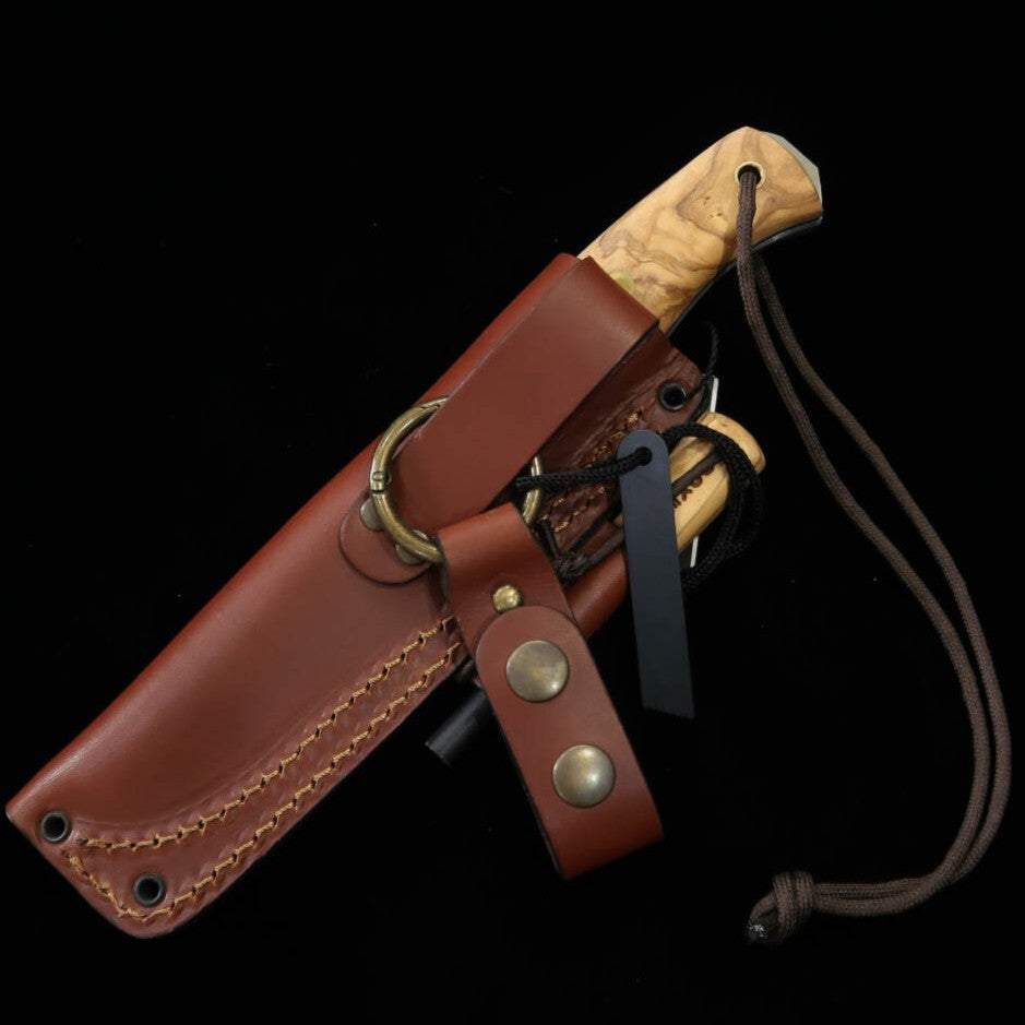 JOKER jok0007 CO123-P Ember F con firesteel de olivo, cuchillo bushcraft