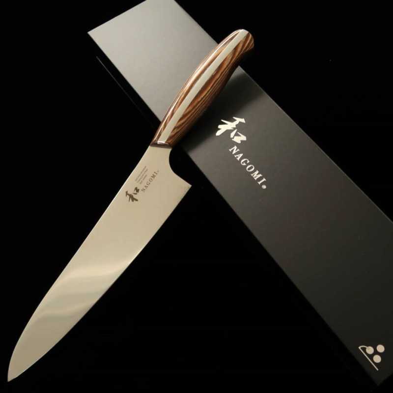 和 NAGOMI 牛刀 (205mm)