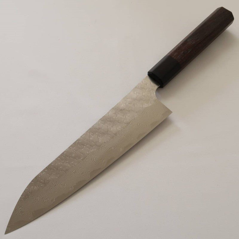 Gyuto NIGARA SPG STRIX damasco martelado com cabo em jacarandá (210/240mm)