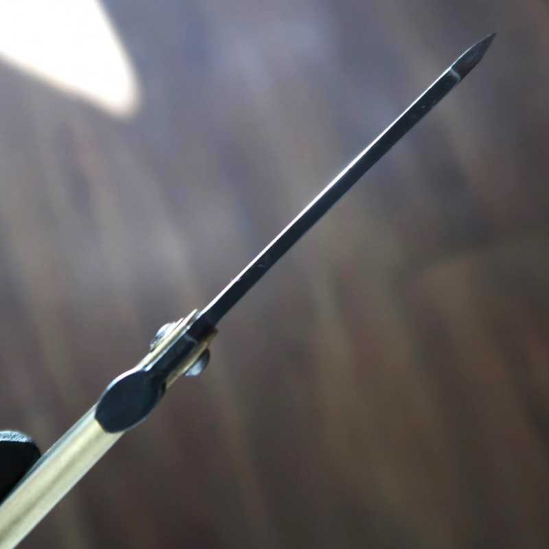 KANEKOMA Higonokami, acier bleu multicouche, manche en laiton, série du zodiaque - Tigre - (72 mm)