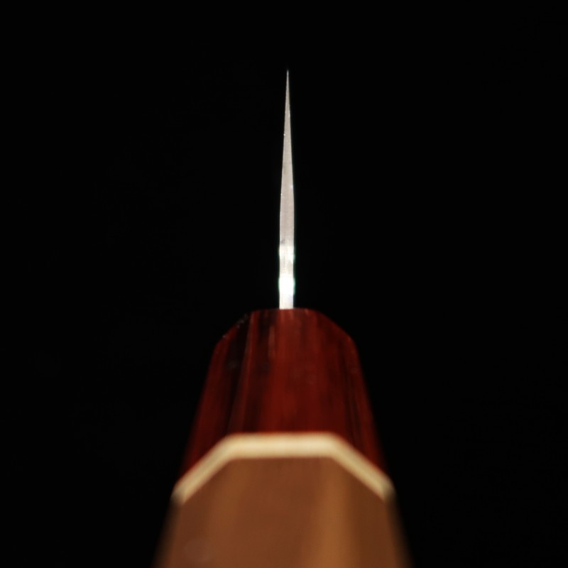 Santoku Miura Inox SG2  martelada Cabo de nogueira (170mm)