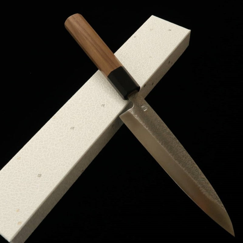 Petty kataba Ikeuchi Inox VG10 cabo em nogueira acabamento martelado (150mm)