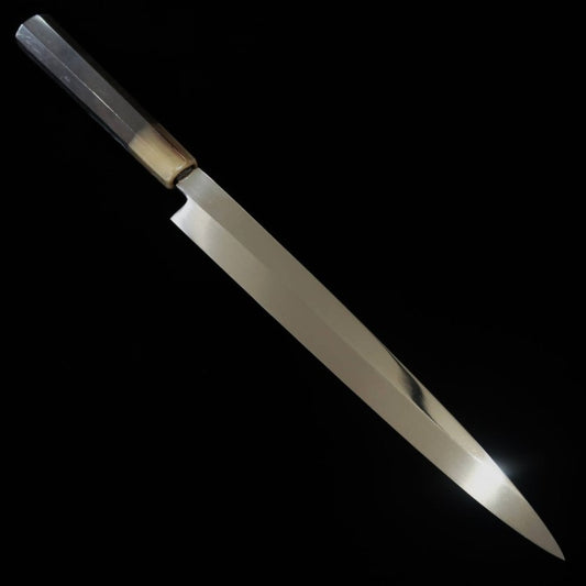 Yanagiba SUISIN Honyaki Ikeda Miwa Aogami Nº2 Mango de Ébano con funda de magnolia (270mm)