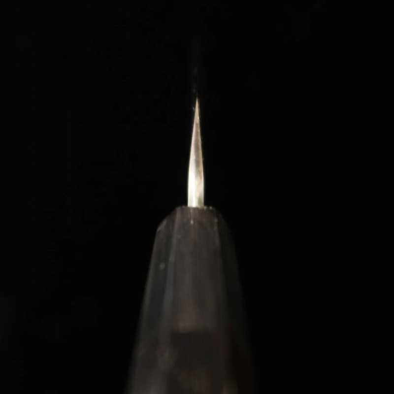 Petty MIURA Itadaki Shirogami No. 2, faca acabamento Shinogi Kasumi cabo octogonal em ébano Yoshikazu Tanaka (150mm)