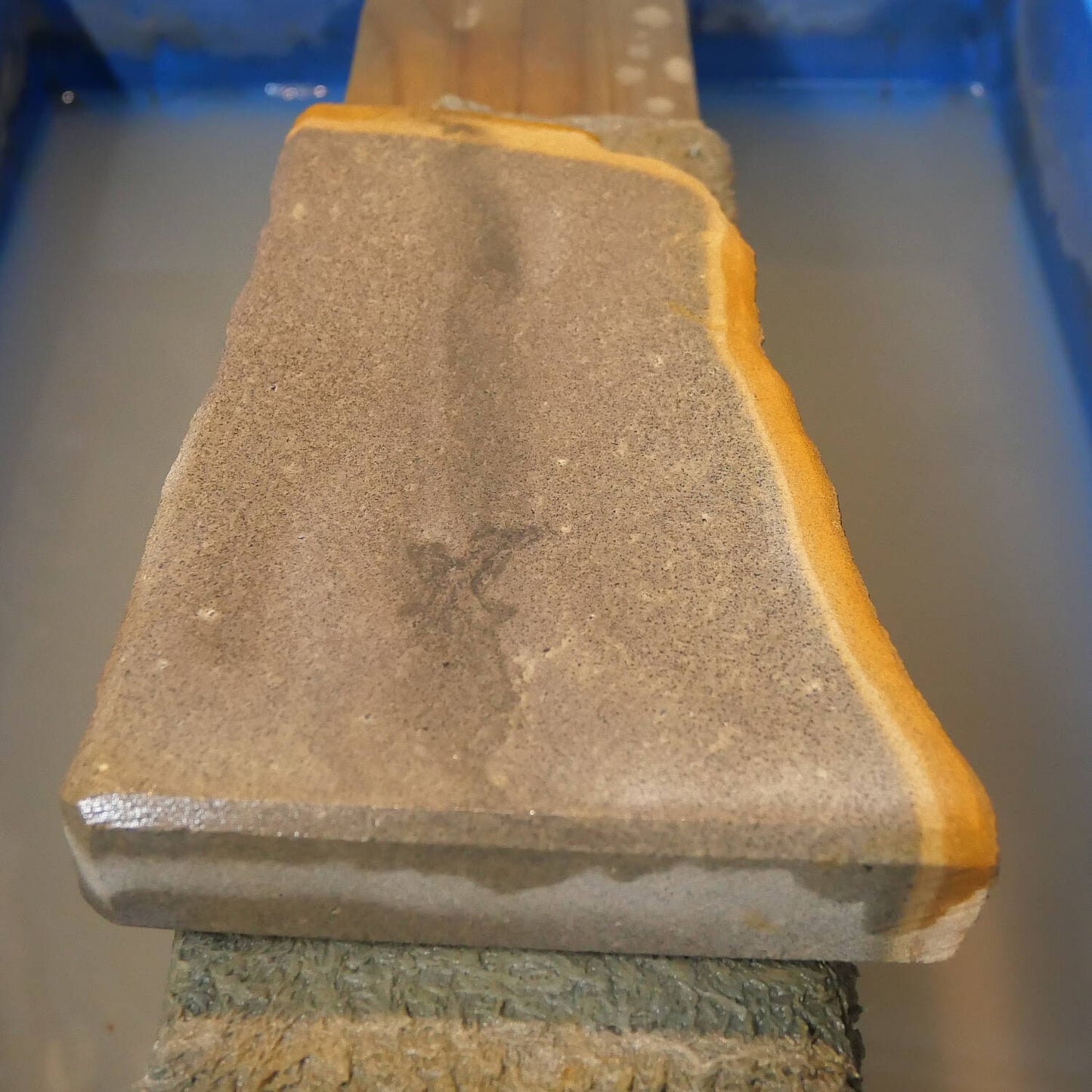 Mio Tsukushi Hime Pedra de Amolar Natural Iyo Meito NM05 Kokūzō 115×176×28mm