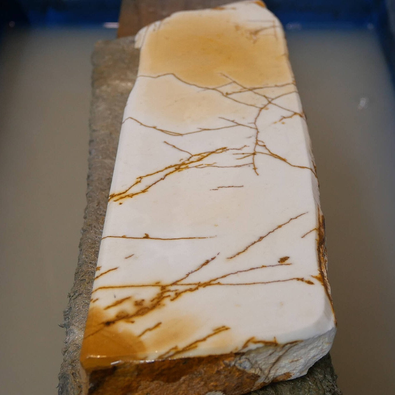 Miotsukushihime piedra de afilar natural Iyo Meito NM24 Koume 75×245×29 mm