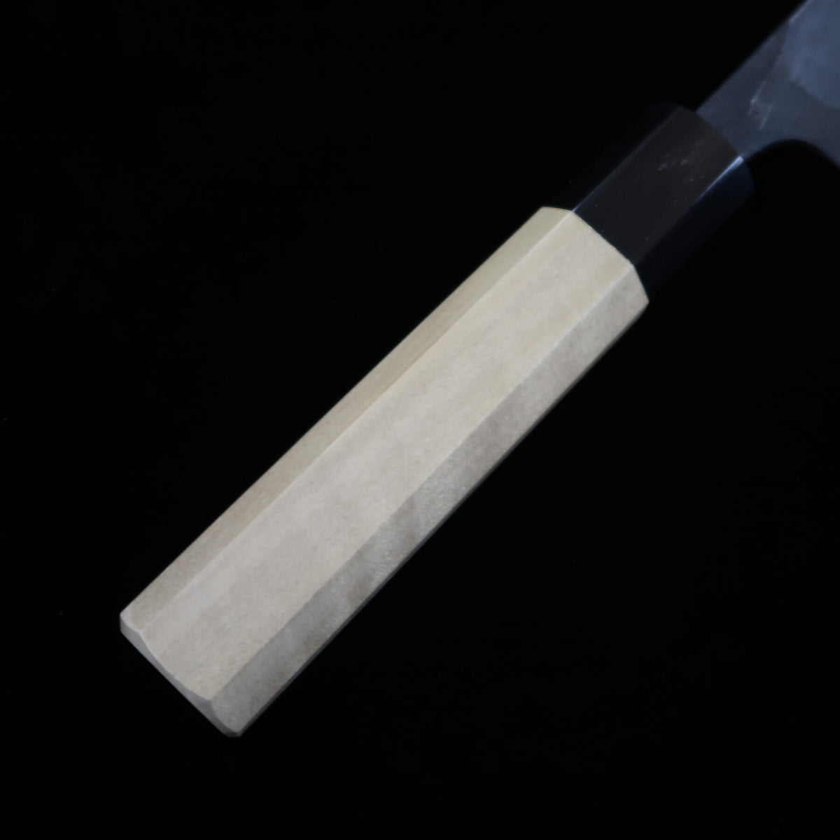 進藤恭平 KYOUHEI SHINDO 三徳 青紙二号 黒打ち 朴八角柄 （165mm）