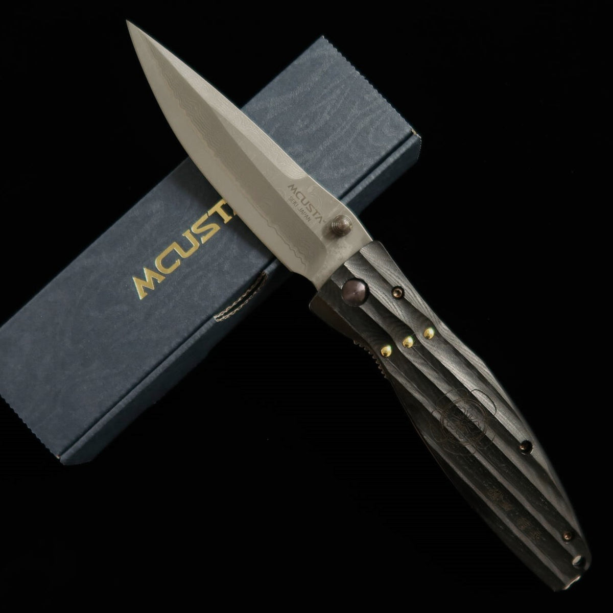 MCUSTA Sengoku Oda Nobunaga SPG2 MC-0181D, navaja plegable (94 mm)