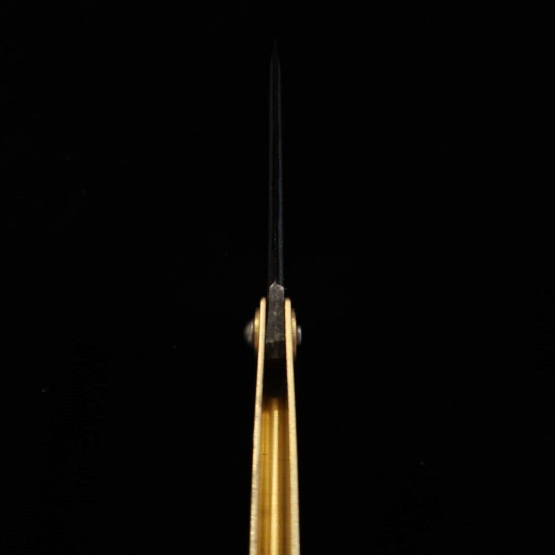 KANEKOMA Nagao Kanekoma Higonokami à lame en forme de feuille de bambou, Shirogami forgé, manche en laiton (75 mm)