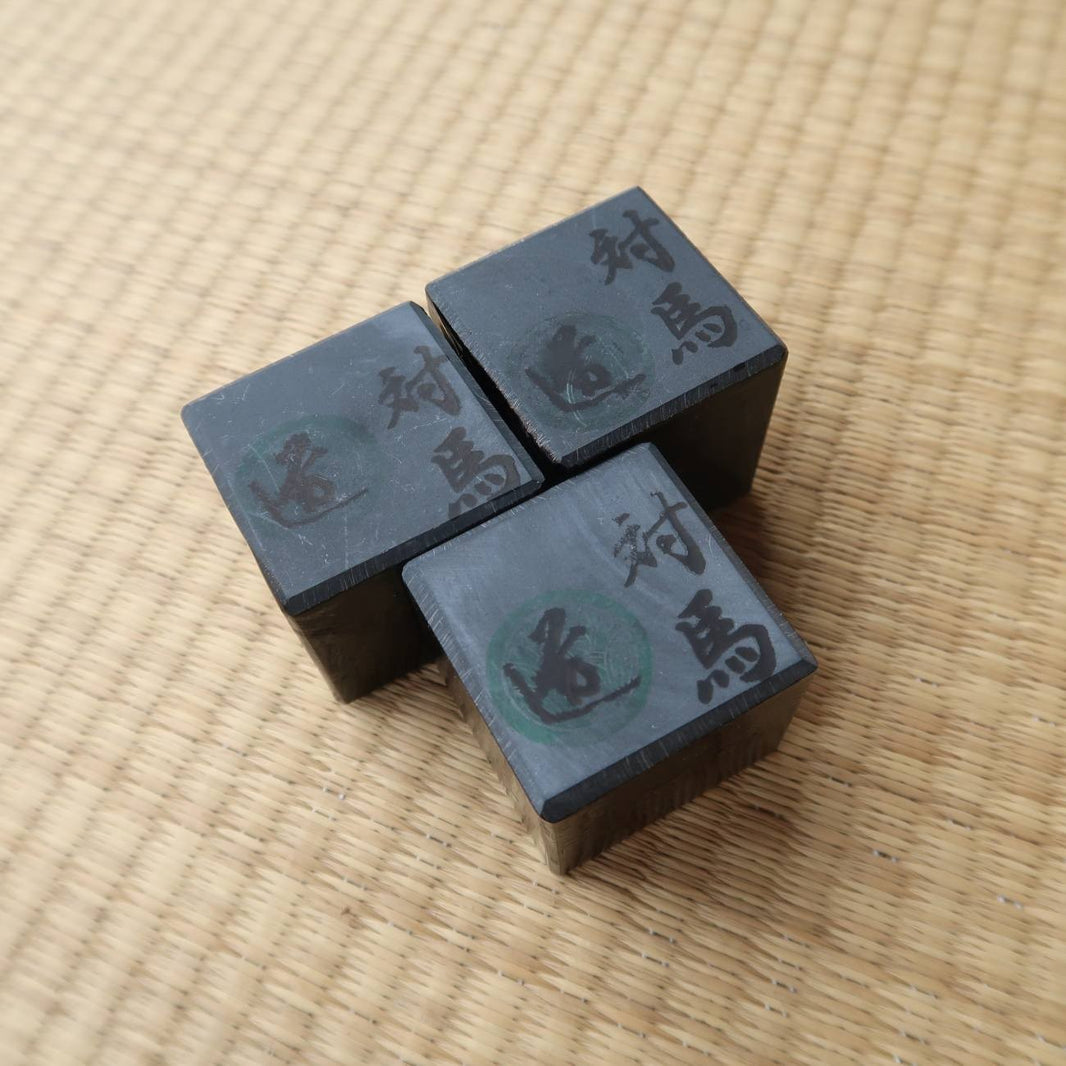 Pedra natural de afiar Tsushima Nagura 35×35×35mm