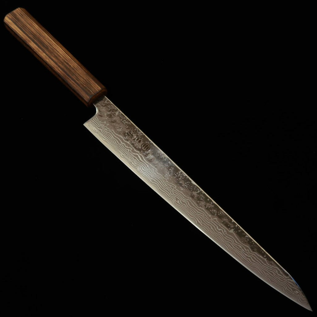 Faca Sujihiki Miura MIURA, aço 440C, acabamento espelhado, Damasco, cabo de carvalho negro (240mm)