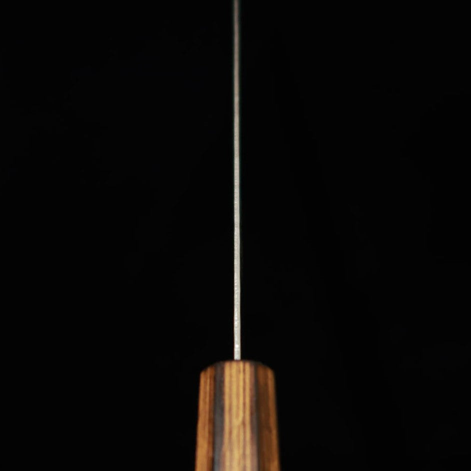 Faca Sujihiki Miura MIURA, aço 440C, acabamento espelhado, Damasco, cabo de carvalho negro (240mm)