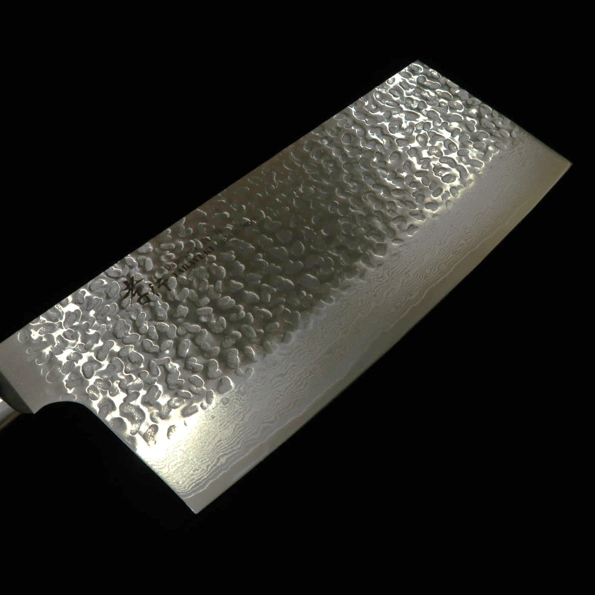Sakai Takayuki Chinese Knife, VG-10 Damascus 33-Layer Hammered Edge (195mm)