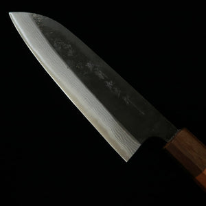 KAMO HAMONO, Santoku, Aogami, finition kuro-uchi, Damas, manche octogonal en cerisier (165 mm)