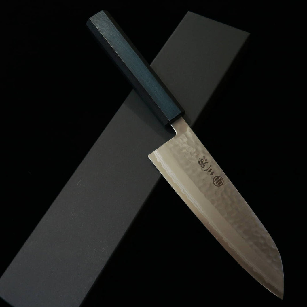 MIURA Santoku VG10 Damasco martillado Hanagasumi mango índigo (165 mm)
