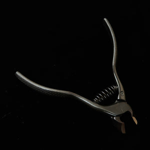 Miura Forged Nail Clippers, Nipper Type, with File, in Paulownia Wood Box