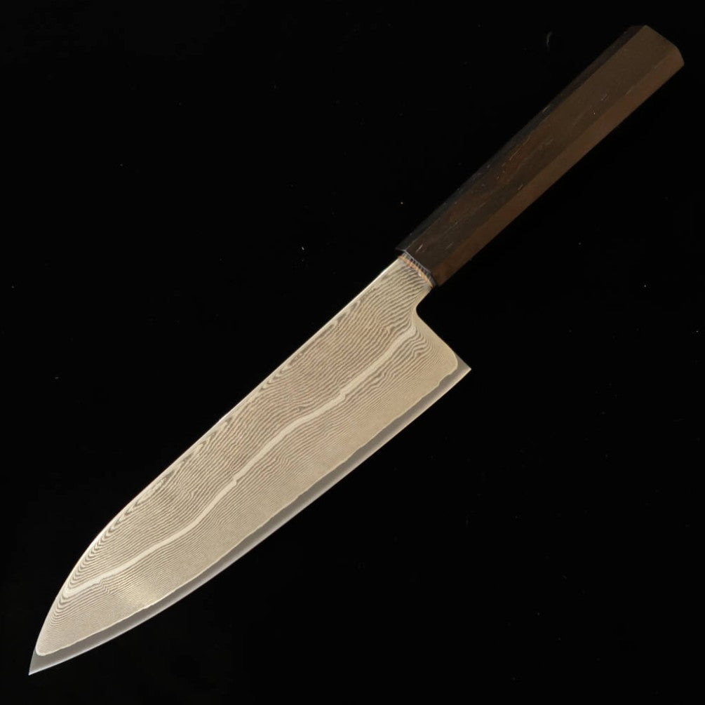 HATSUKOKORO « Hatsukokoro » santoku Ginsan n°3 damas, manche monobloc en ébène (170 mm)