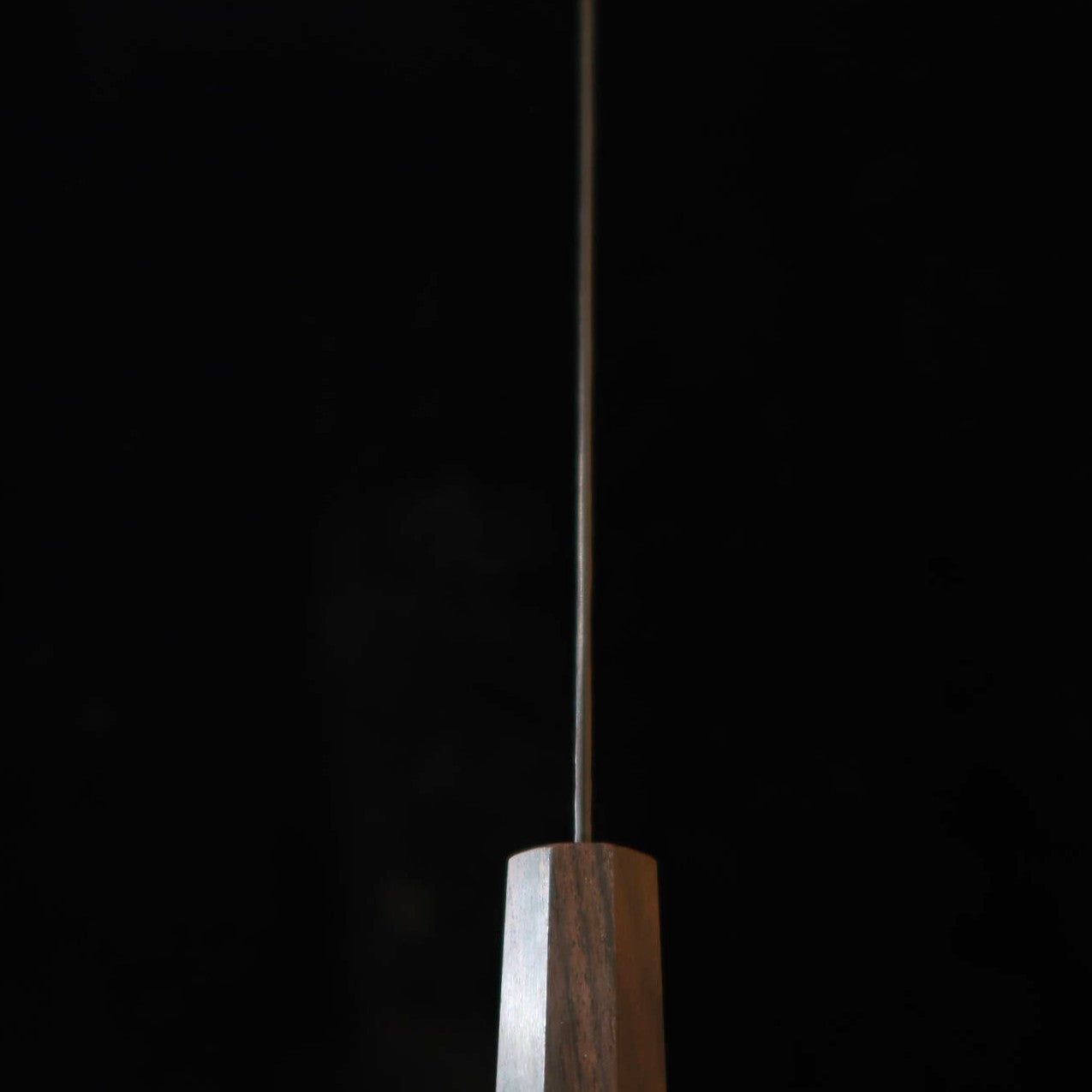二唐刃物鍛造所 NIGARA SG2 磨き槌目 牛刀 黒檀一体型柄 (240mm