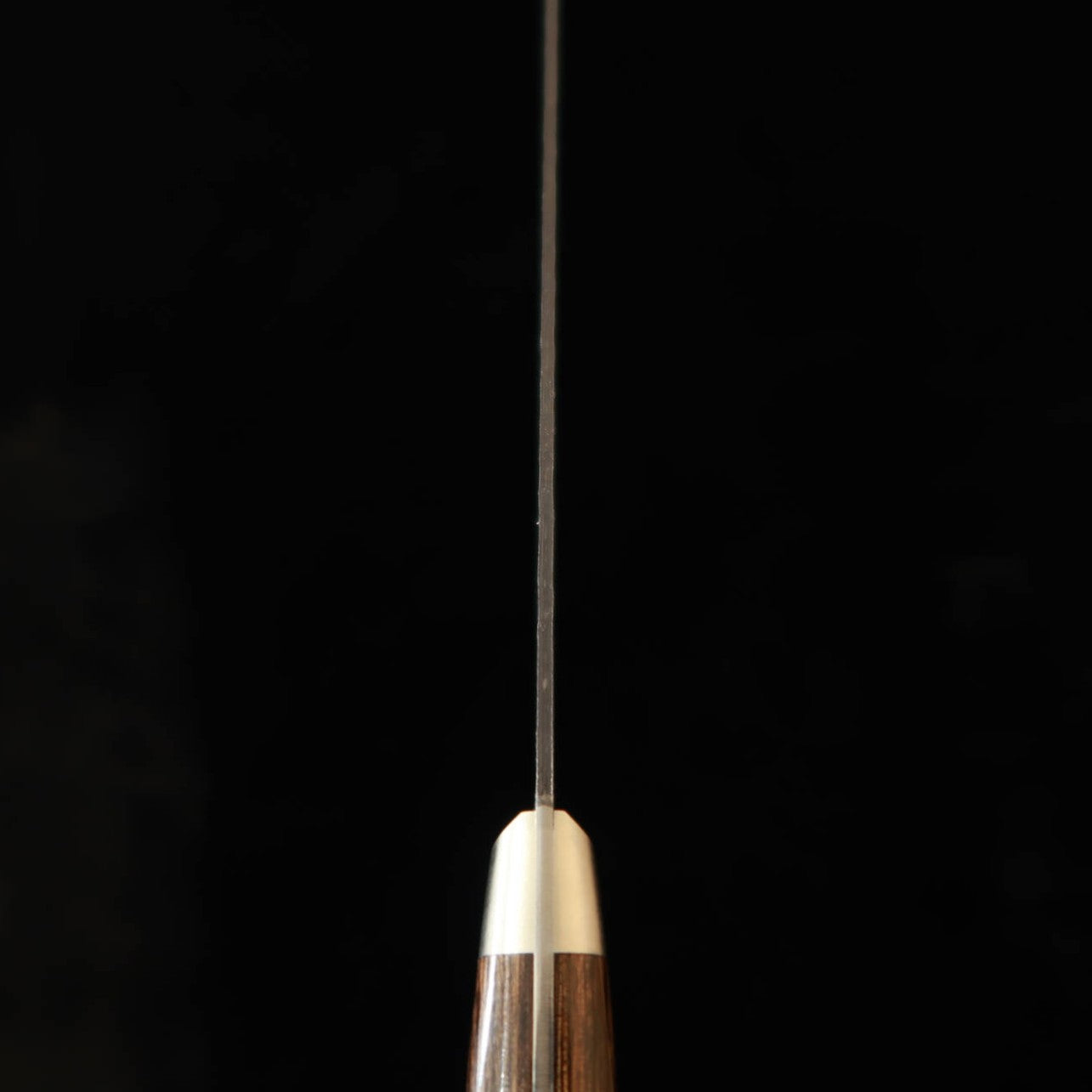 三浦MIURA 菜切 青紙スーパー 黒打ち 鎚目 焦茶柄 鍔付き（165mm