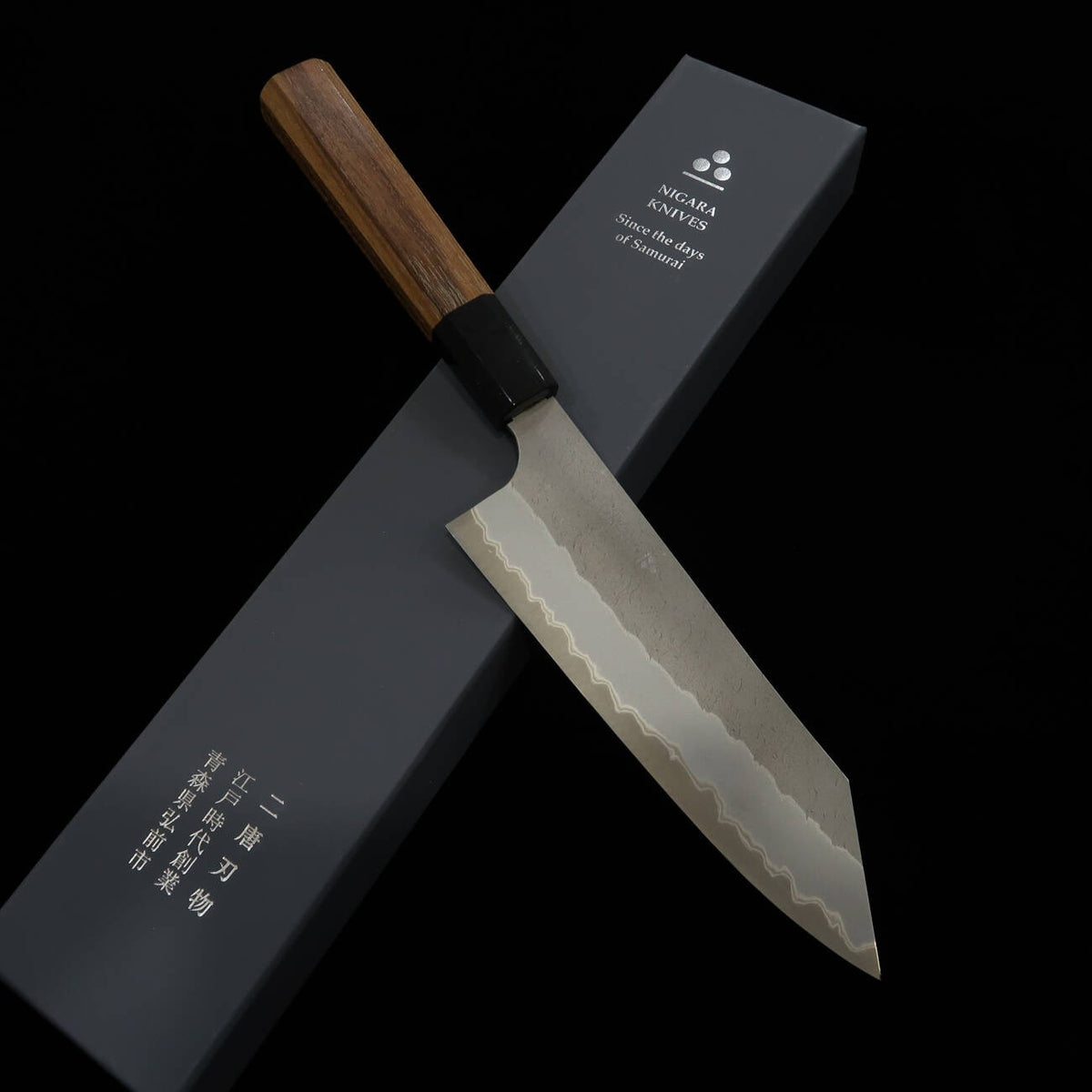 Nigara Aogami Super steel Hammered Bunka Teak Handle (180mm)