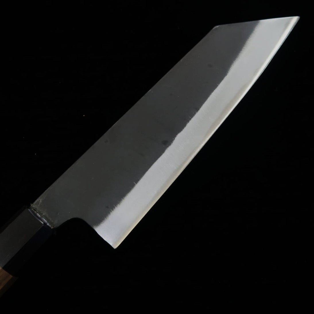 MIURA Bunka, acero Aogami nº 1, acabado negro, mango octogonal de nogal (190 mm)