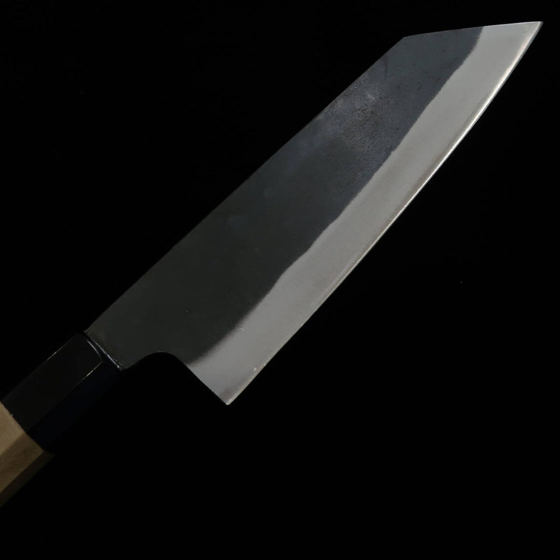 MIURA Bunka Shirogami #1 clad inoxidable acabado negro mango octogonal de magnolia con virola de búfalo (190 mm)