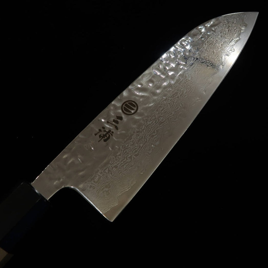 三浦MIURA 三徳 AUS10（10A） 鏡面 鎚目 ダマスカス 朴八角柄 （165mm）