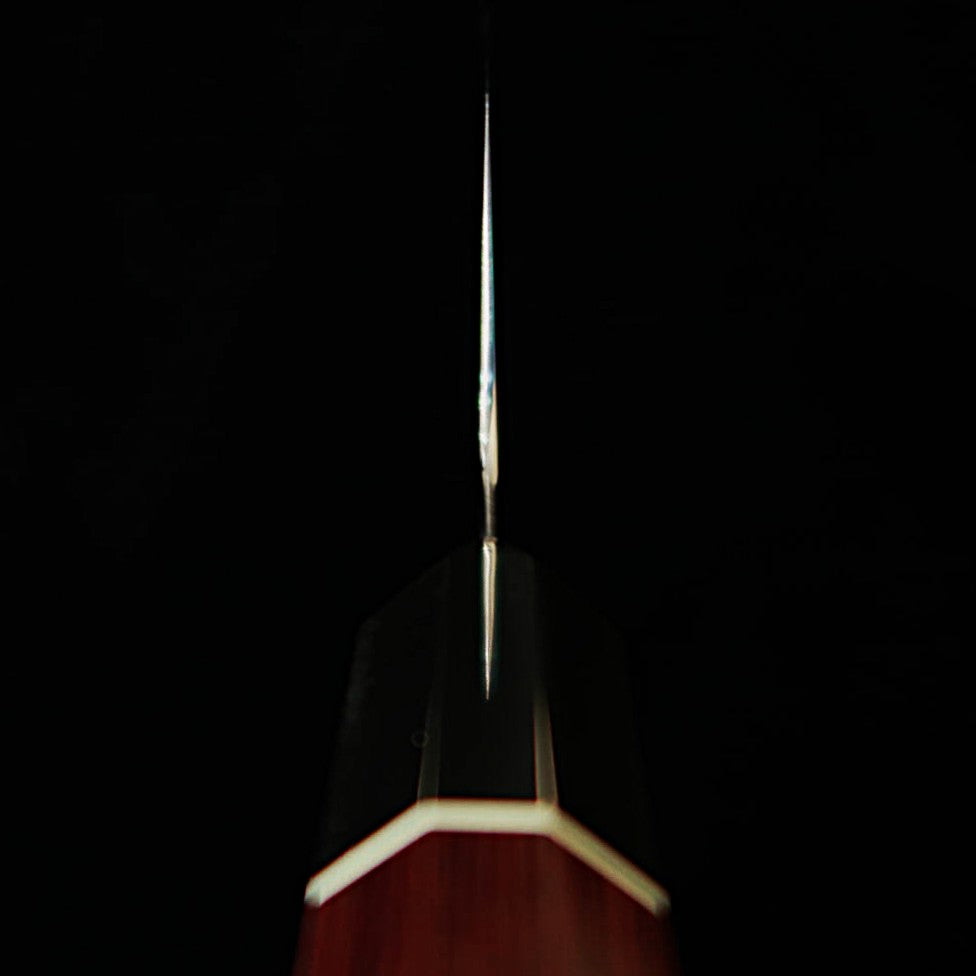 【新定番】三昧MCUSTA ZANMAI アルテイメット 荒波 三徳　(180mm)