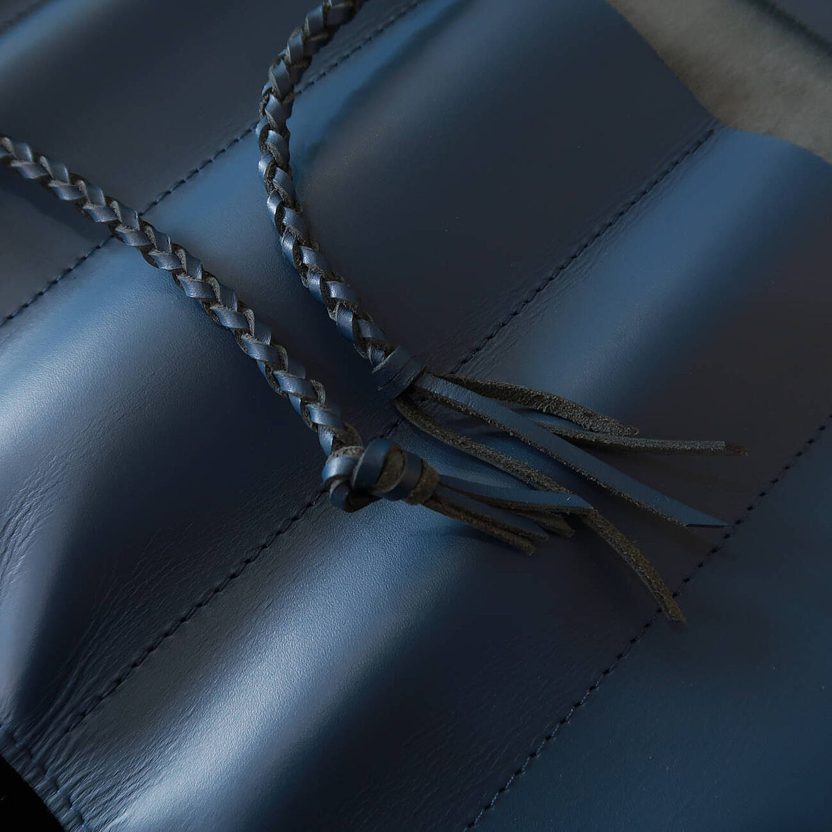 YOKU leatherworks, funda enrollable de cuero para cuchillos, Long Lasting Leather, azul, 4 piezas