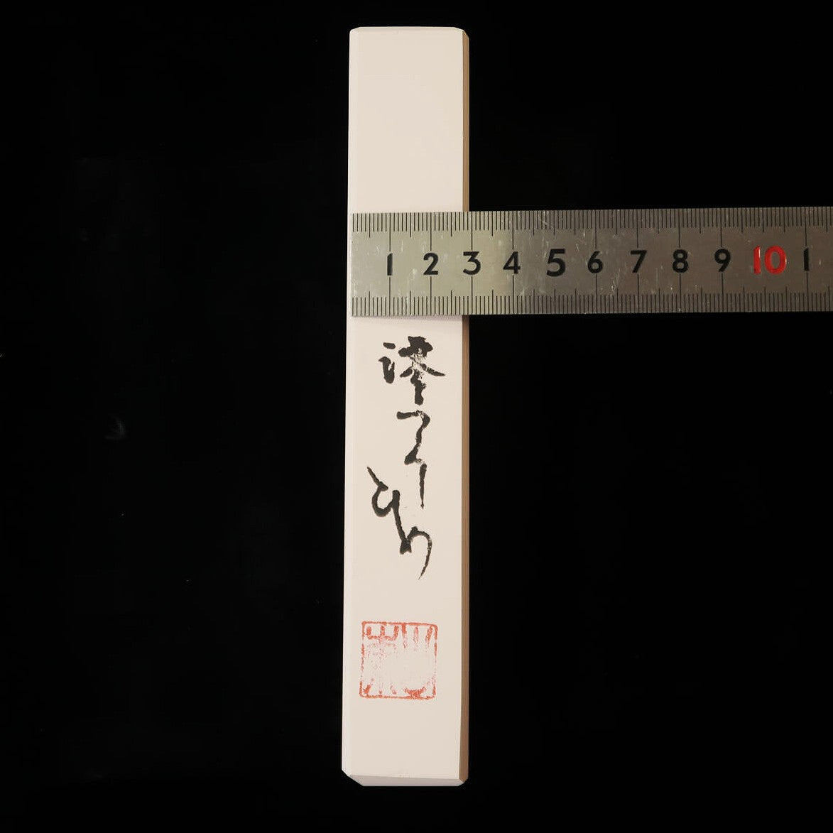 Toki o sumasu Iyo-meito Pierre semi-naturelle 68 × 187 × 31 mm