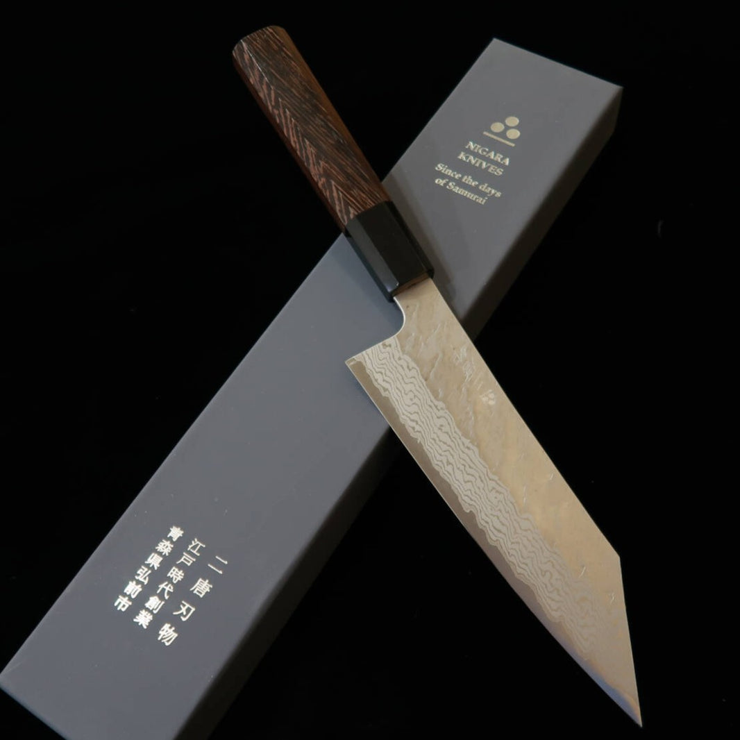 Nigara Hamono NIGARA Bunka VG10, Damasco martelado, cabo em wengué (180 mm)