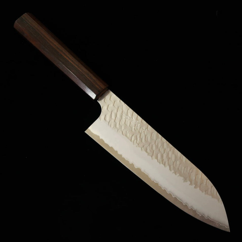 NIGARA Nitōrō Hamono Tōzōsho, SG2, pulido martilleado, santoku, mango de ébano octogonal (180 mm)