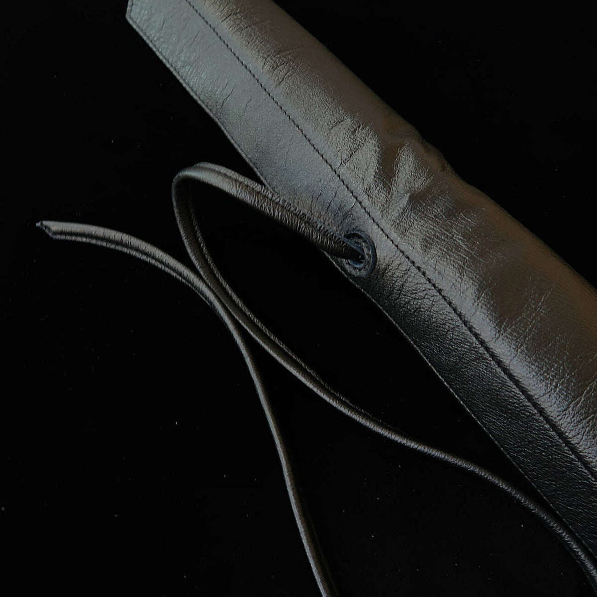YOKU leatherworks Funda enrollable lavable de cuero para cuchillos, negra