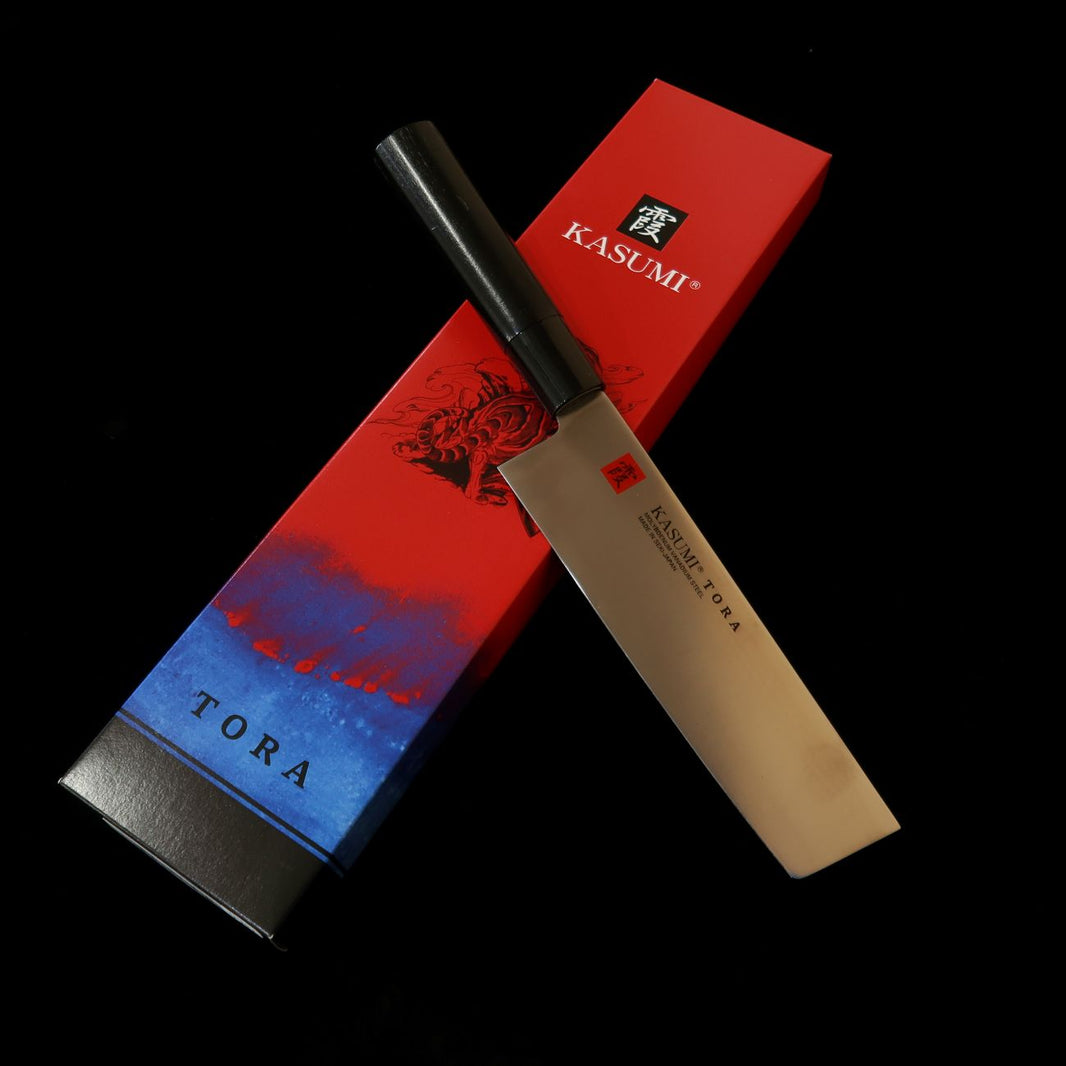 SUMIKAMA TORA Kasumi Nakiri, aço molibdênio, cabo em magnólia pintado de preto, No.36847 (165 mm)