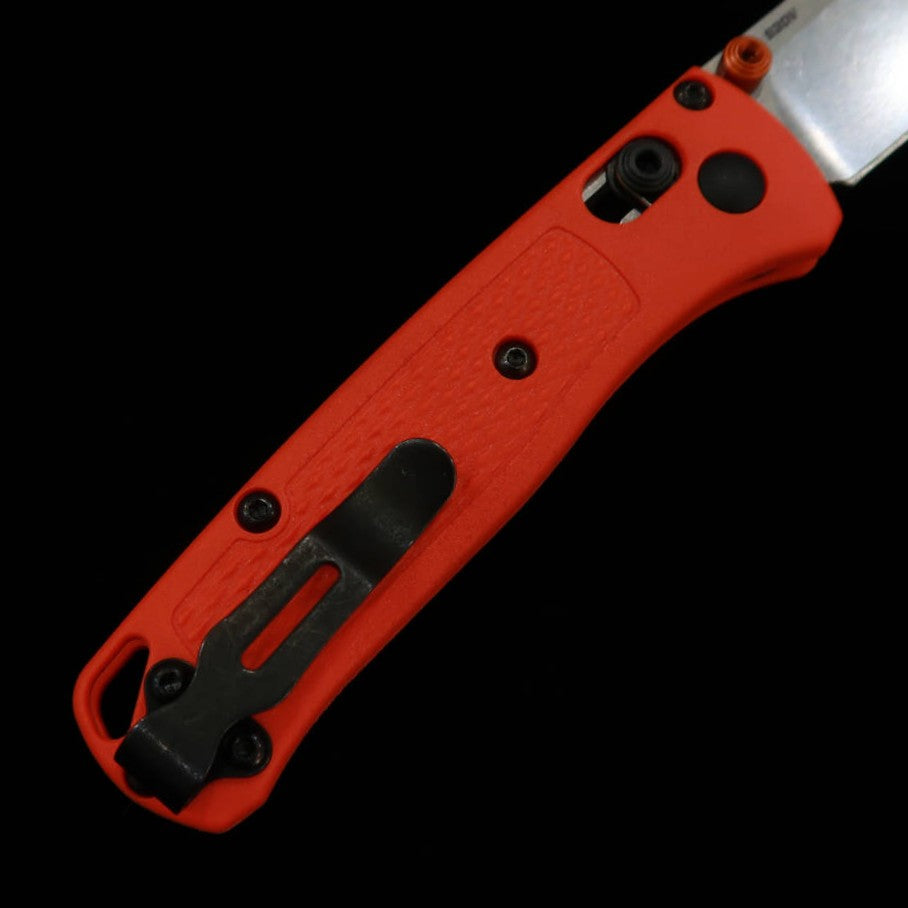 Benchmade 533 Mini Bugout Laranja (72mm)