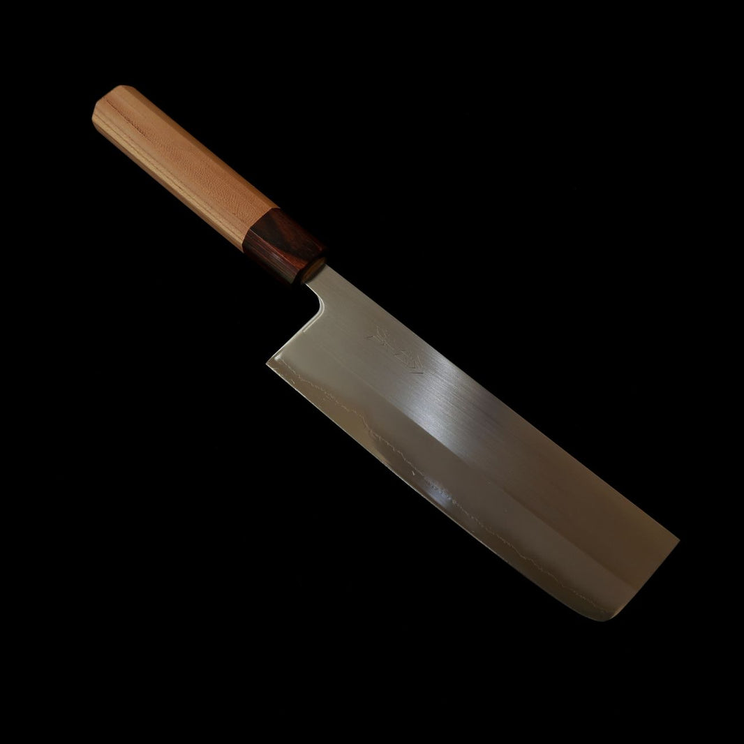 HADO Hadou Oinaru-ryu, aço branco #1, clad inox, cabo em zelkova, nakiri (165 mm)