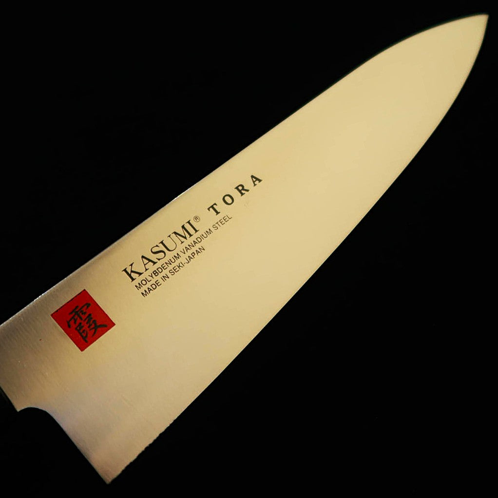 SUMIKAMA Kasumi TORA Gyuto, acero molibdeno, mango laminado negro (200 mm)