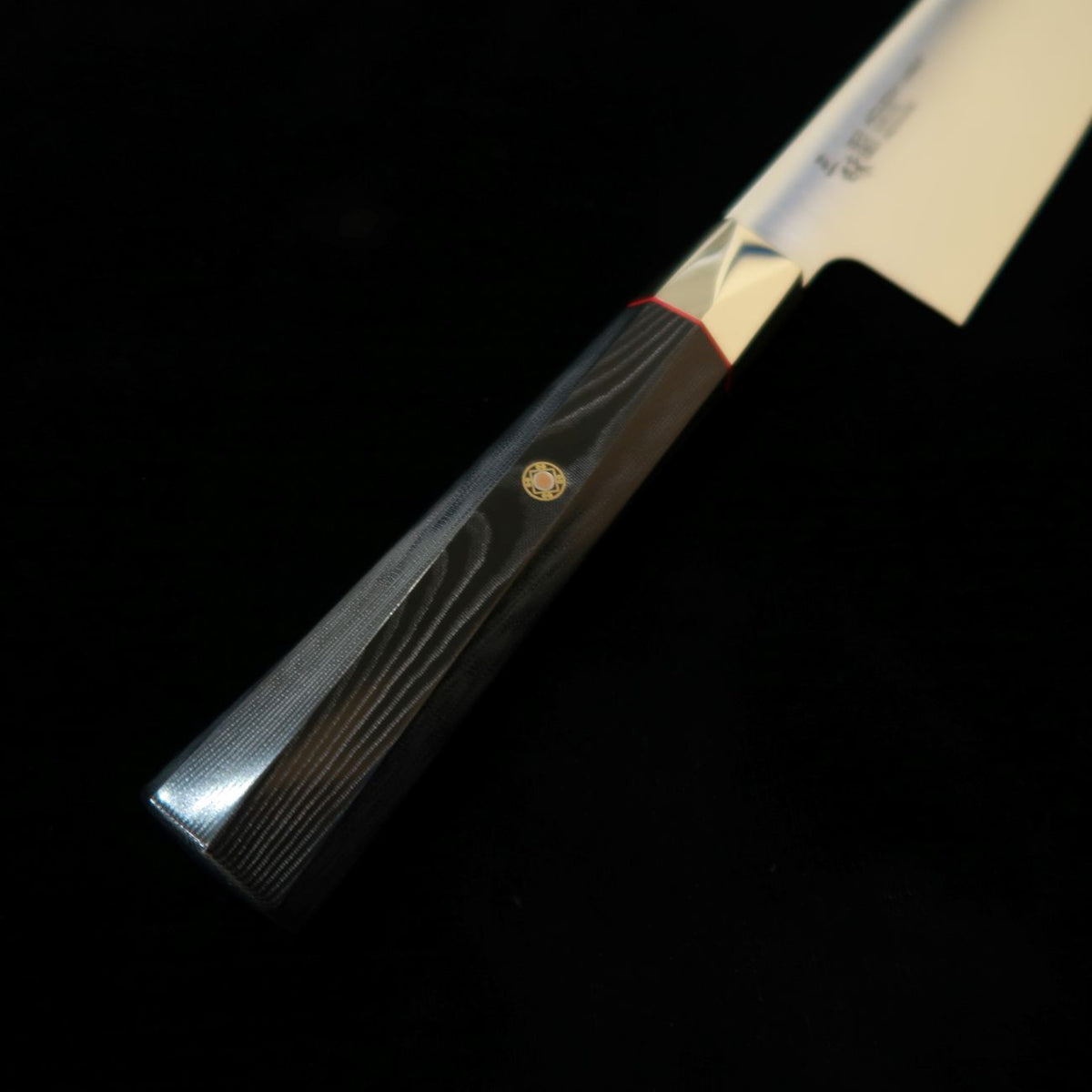 【新定番】三昧MCUSTA ZANMAI シュプリーム3ツイステッド 三徳 (180mm)