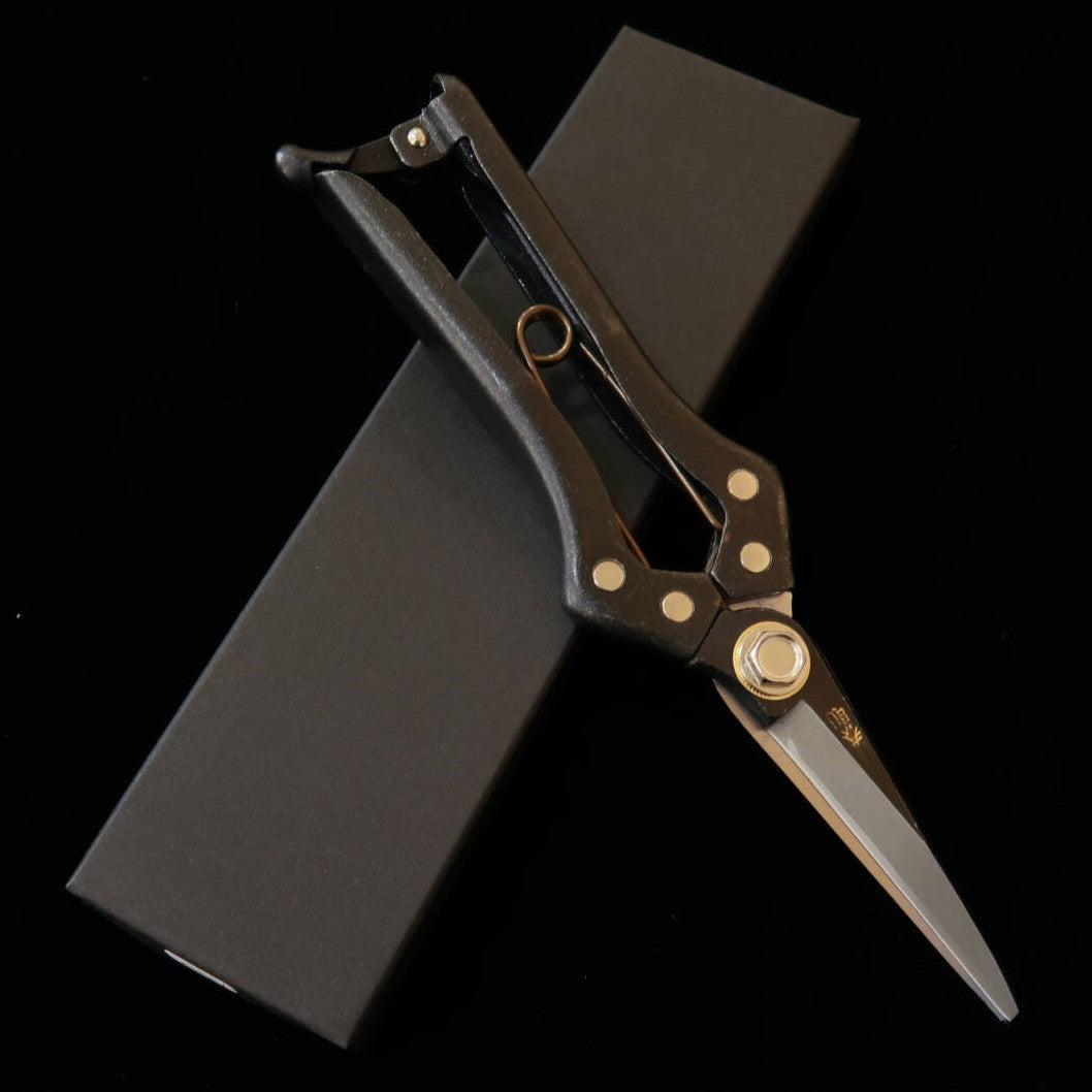 YASONORI Long-Blade Garden Pruning Shears Pro, Yasuki Steel YCS3, Black Finish (210mm, Black Box Included)
